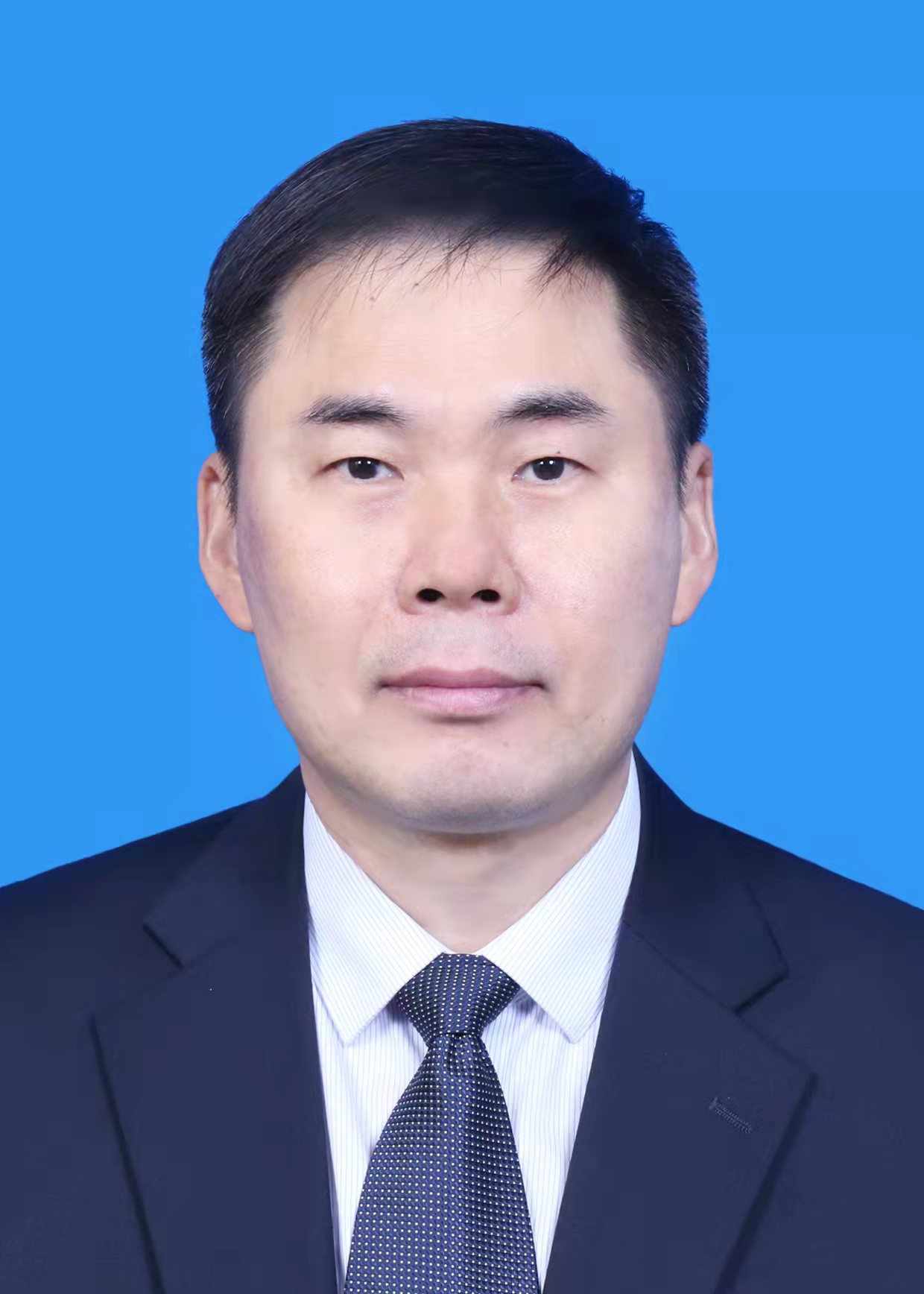 张忠国
